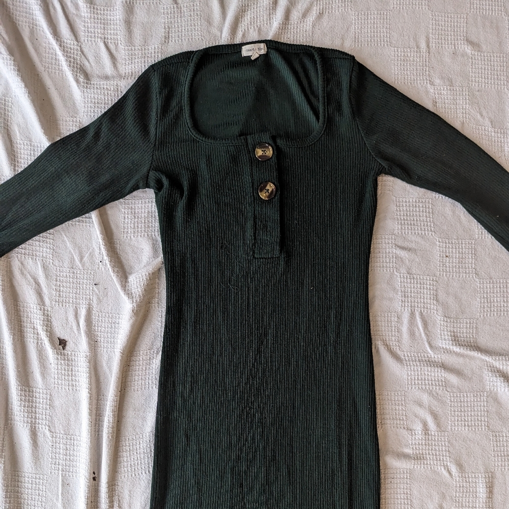 Dark green heart & hips size small dress. Two buttons on the breast